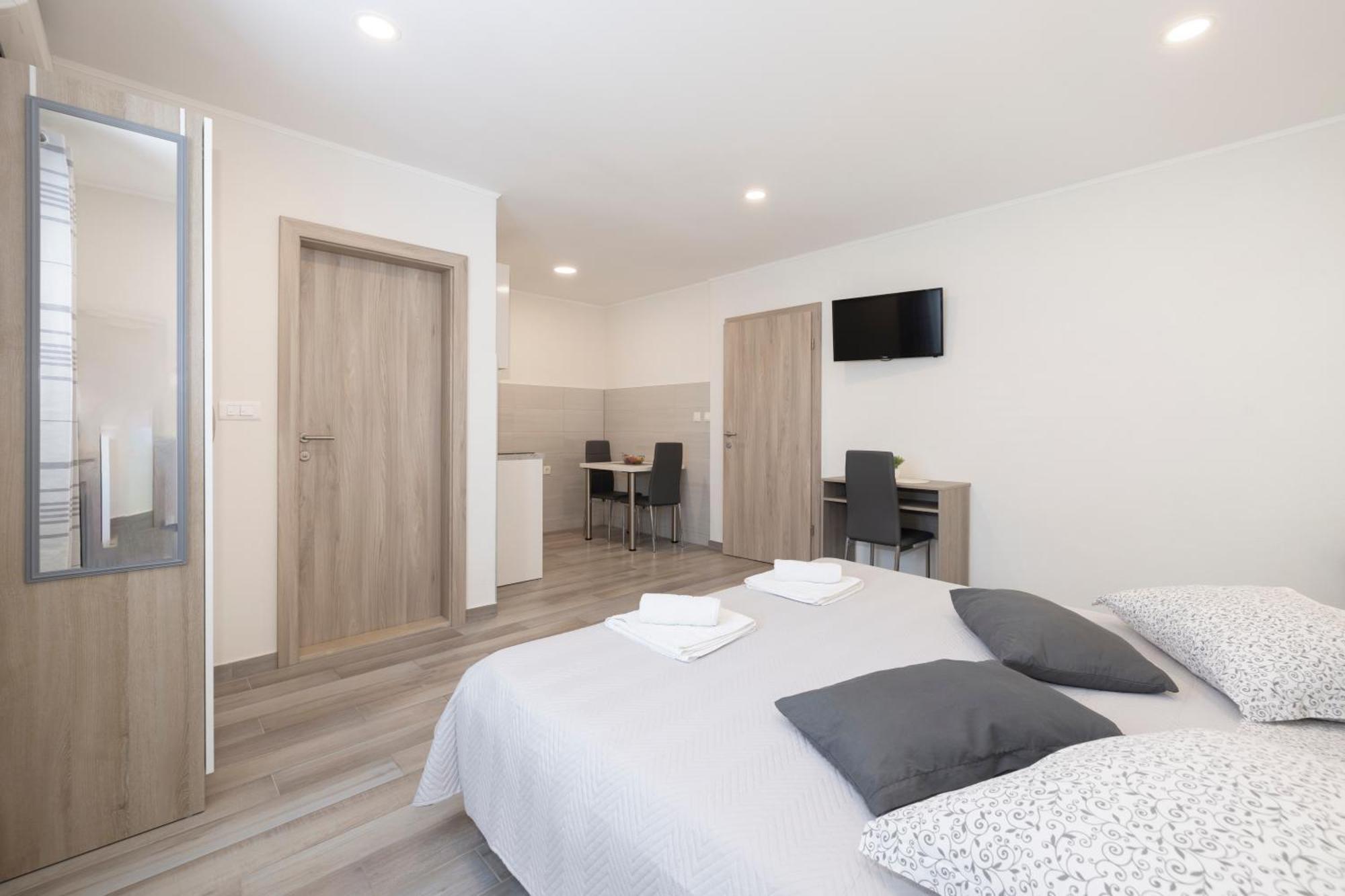 Apartmani Marta ทูแชพี ภายนอก รูปภาพ