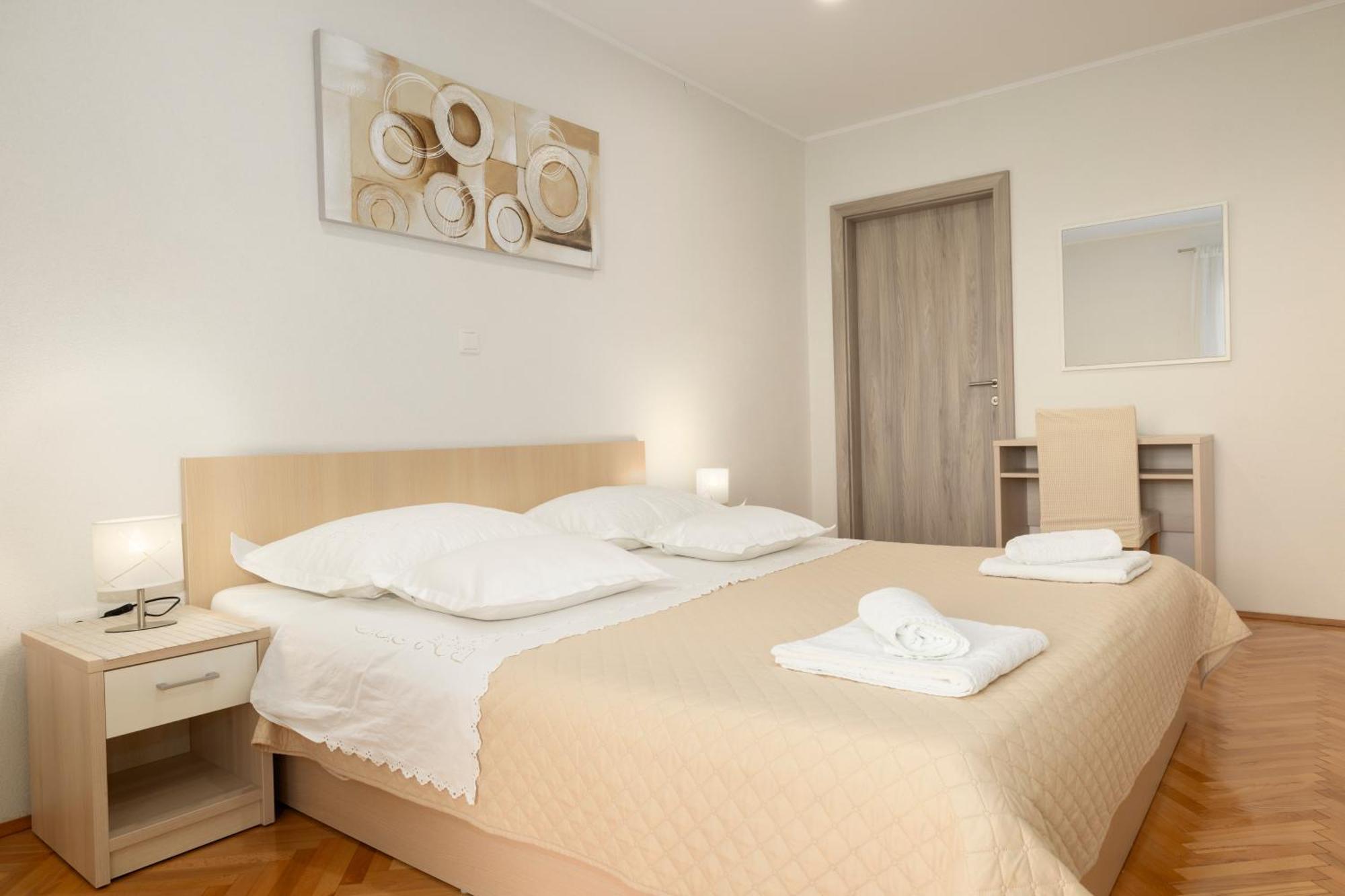 Apartmani Marta ทูแชพี ภายนอก รูปภาพ
