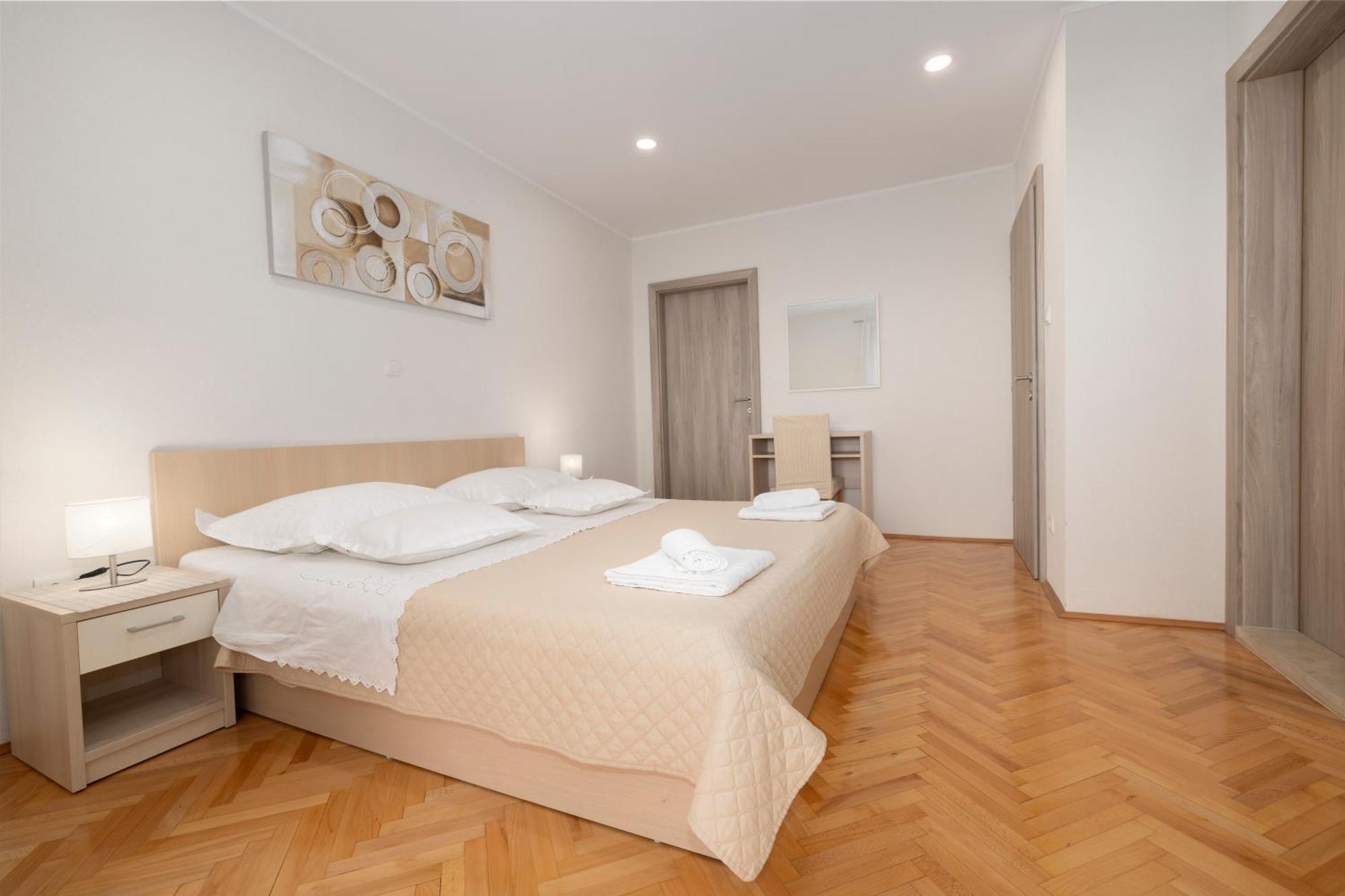 Apartmani Marta ทูแชพี ภายนอก รูปภาพ